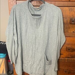 Altar'd State Heather Gray Long Sleeve Tunic